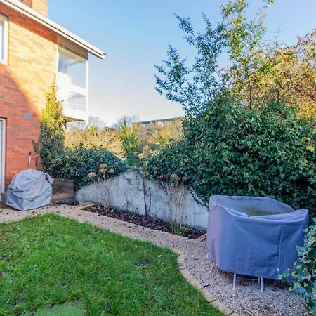 Отель Guestready - Tranquil Retreat In Chapelizod