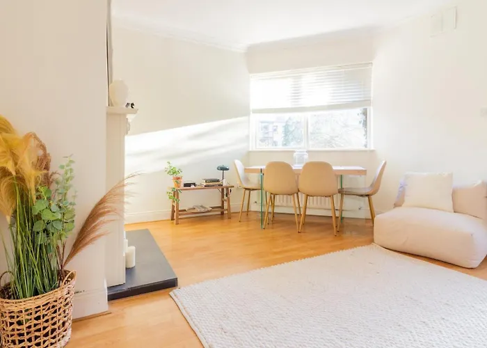 Szálloda Guestready - Tranquil Retreat In Chapelizod